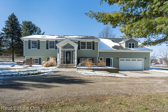 26117 Stancrest Drive, Lyon charter township