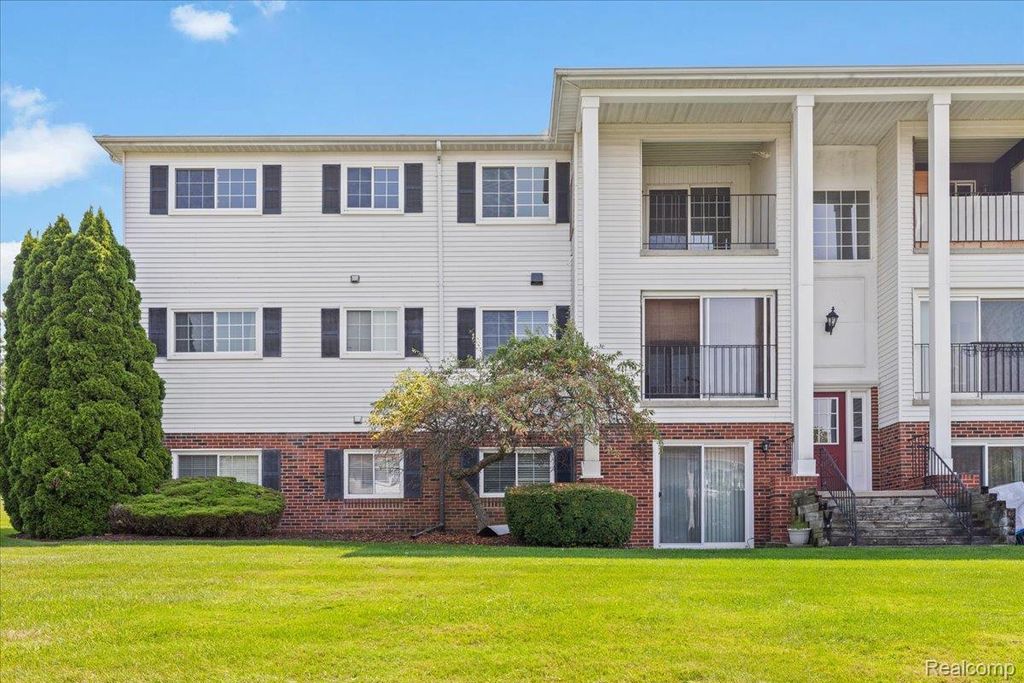 440 Baldwin Avenue 63, Rochester city