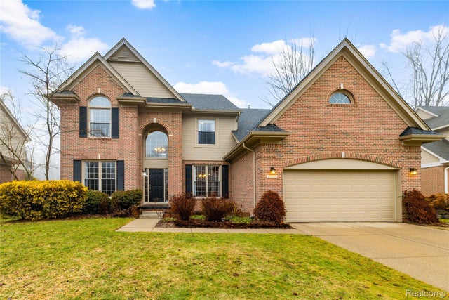 1028 Chesapeake, Rochester Hills city