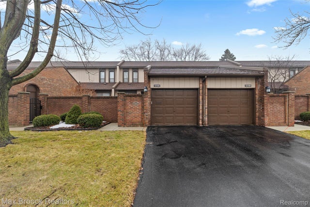 1215 Kirts Boulevard C, Troy city