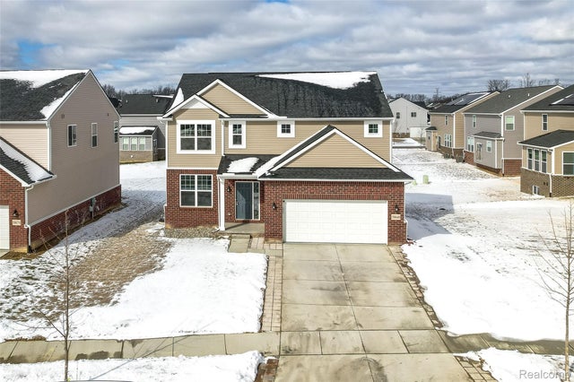 58648 Losino Drive, Lyon charter township
