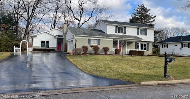 10557 Kenicott Trail, Brighton township