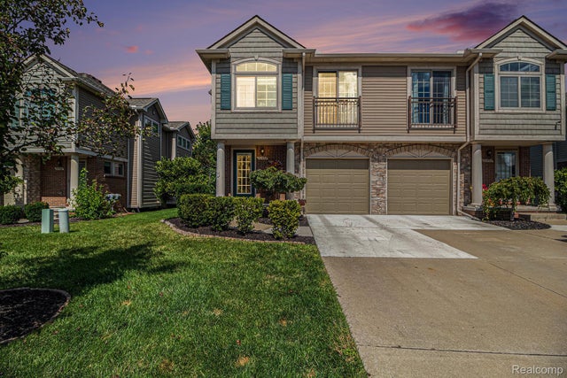 50492 Beechwood Court, Plymouth city