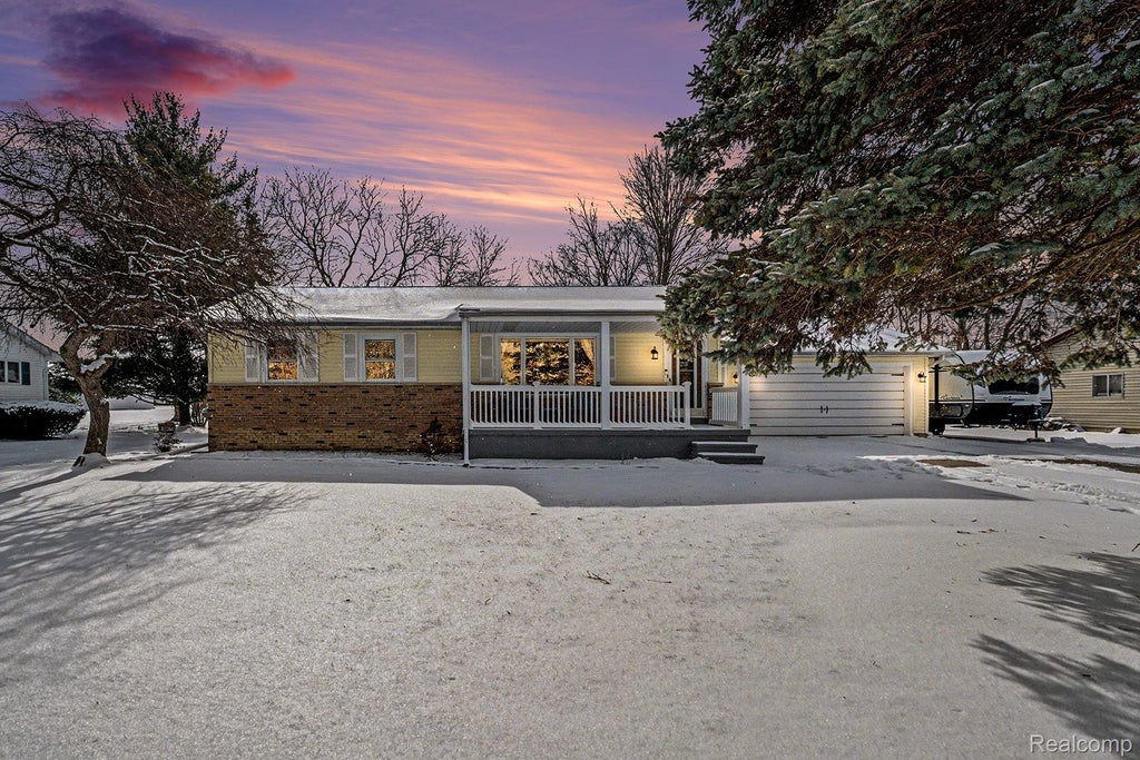 6030 E Hill Road, Grand Blanc charter township