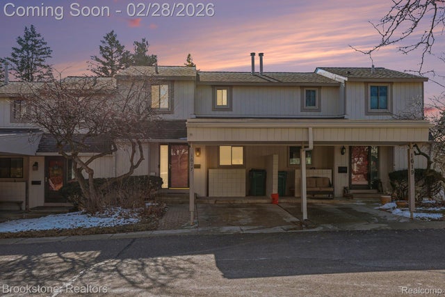 1617 Stoney Brook Drive, Rochester Hills city