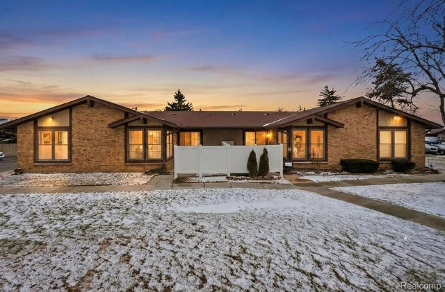 2679 Roundtree Drive, Troy city