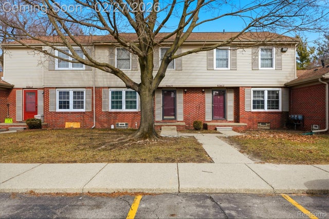 24762 Bashian Drive, Novi city