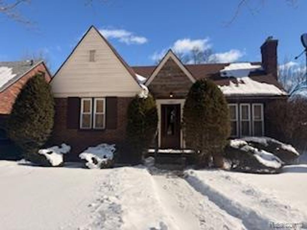 14882 E Piedmont Street, Detroit city