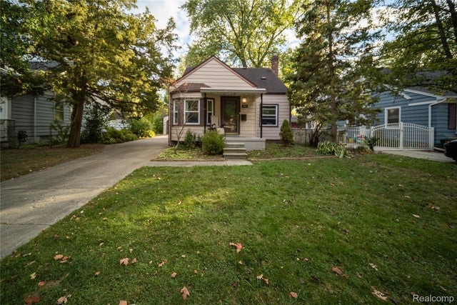 1673 West Boulevard, Berkley city