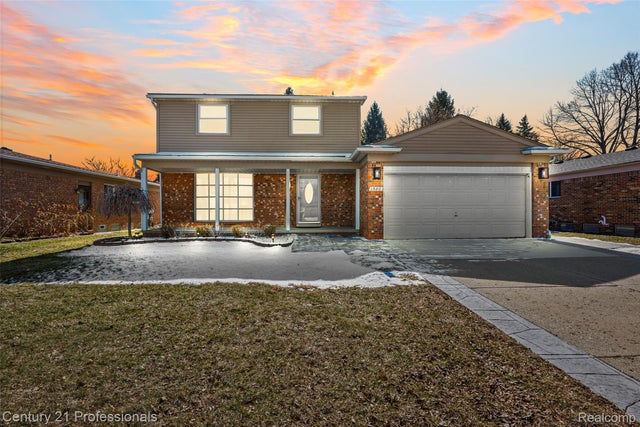 1580 Crimson Drive, Troy city