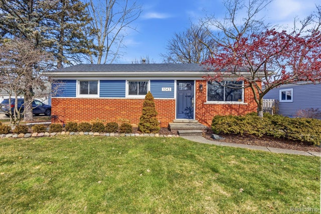 1043 Arthur Drive, Troy city