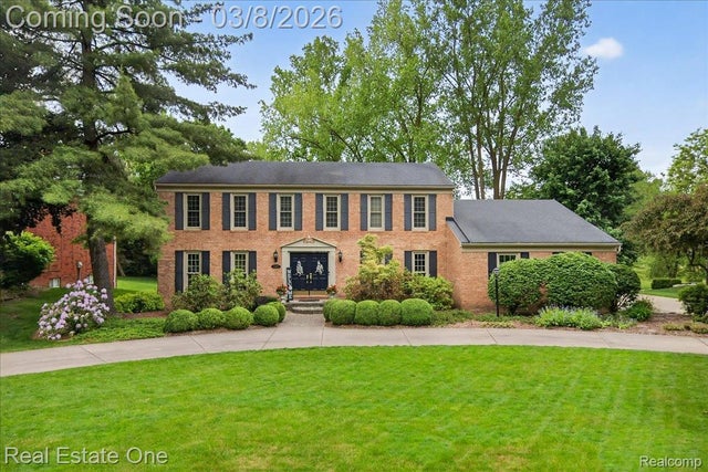 1145 Hickory Hill Drive, Rochester Hills city