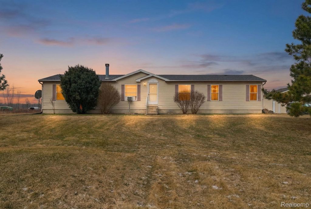 7151 Martin Road, 