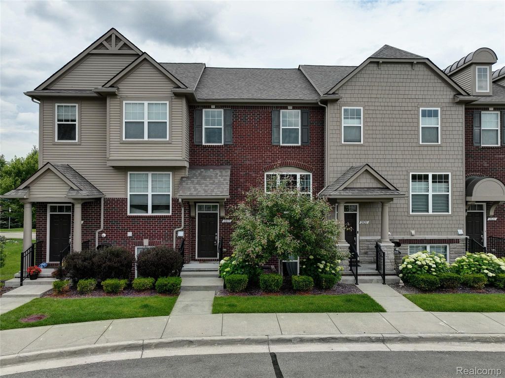 2817 Hartwick Drive, Rochester Hills city