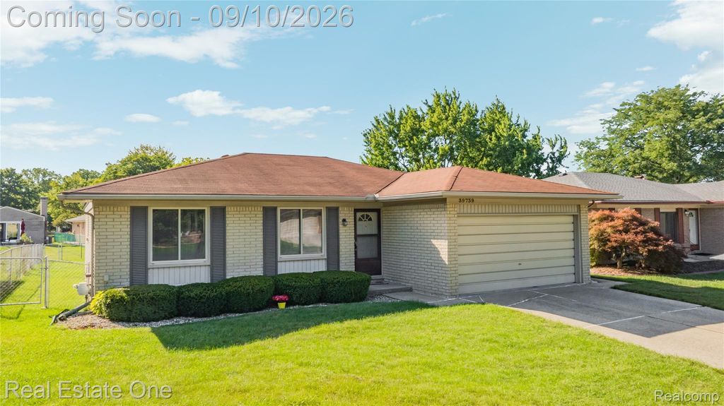 39739 Dorian Drive, Sterling Heights city