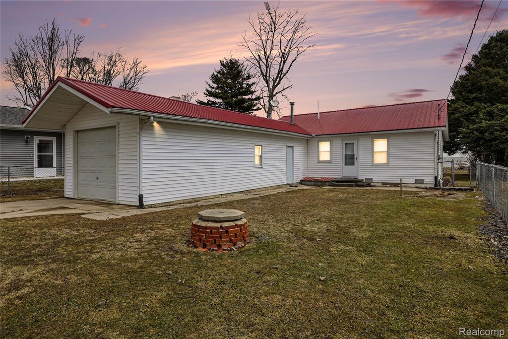 3948 Ferdinand Drive, Rubicon township
