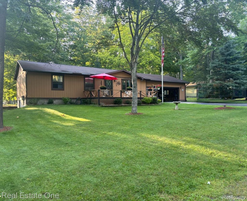 4288 N Ash Road, Alcona township