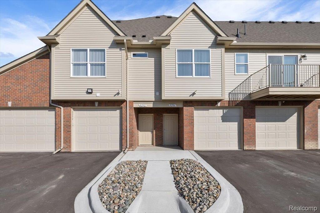 8292 Heywood Circle 4, Sterling Heights city