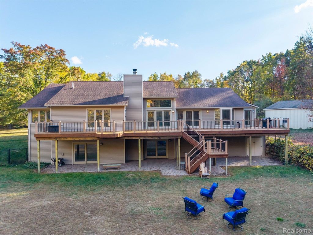 7286 Pine Knob Road, Village of Clarkston city