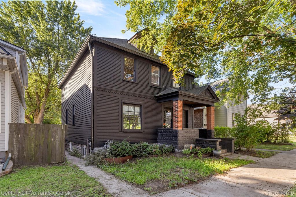 8173 Lafayette Boulevard, Detroit city