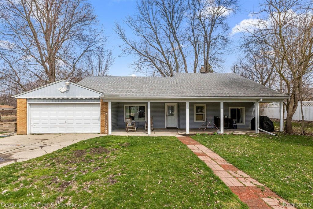 26891 Crocker Boulevard, Harrison charter township