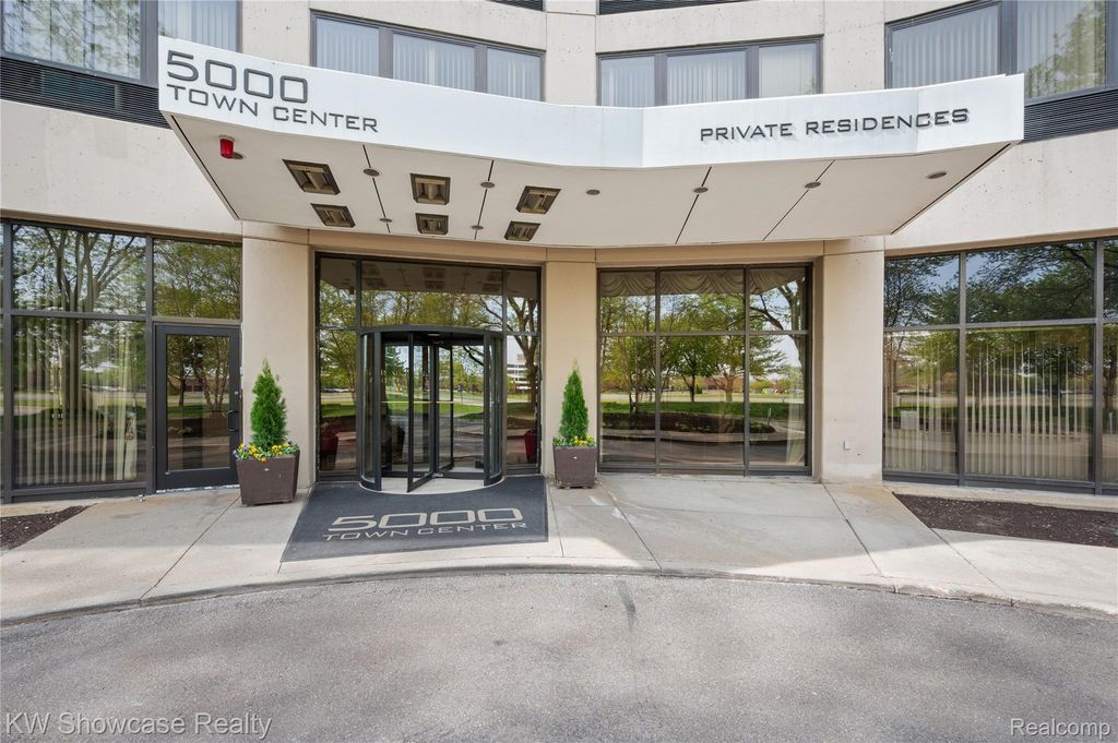5000 Town Center Center 703, Southfield