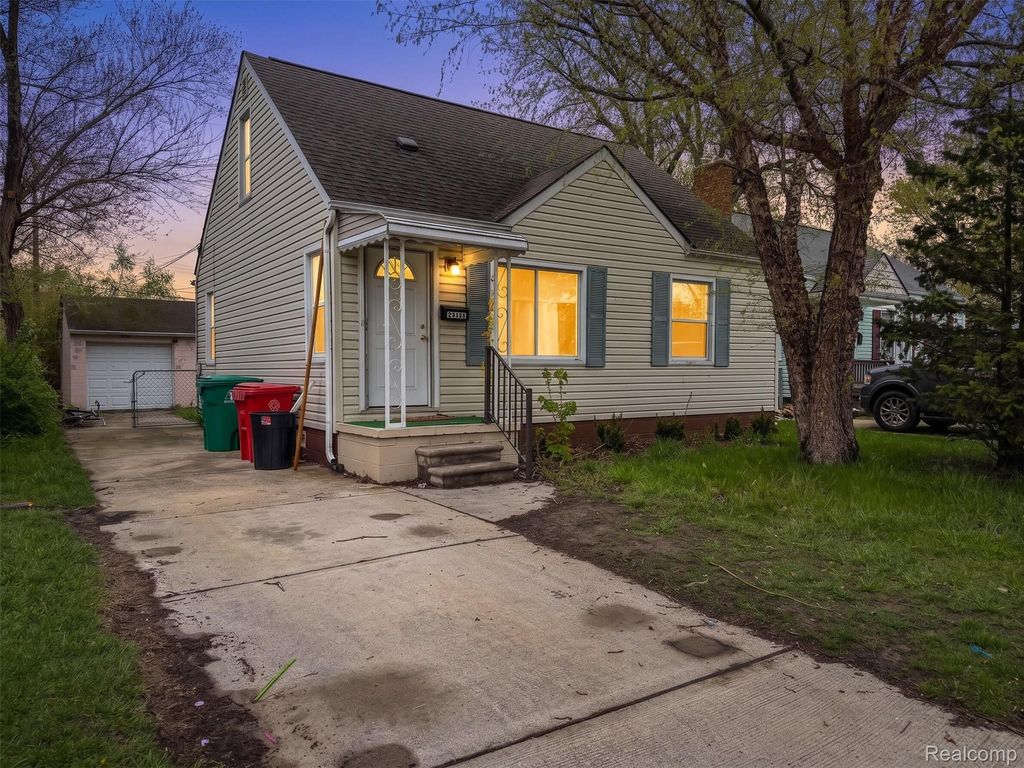 24811 Valley Avenue, Eastpointe city