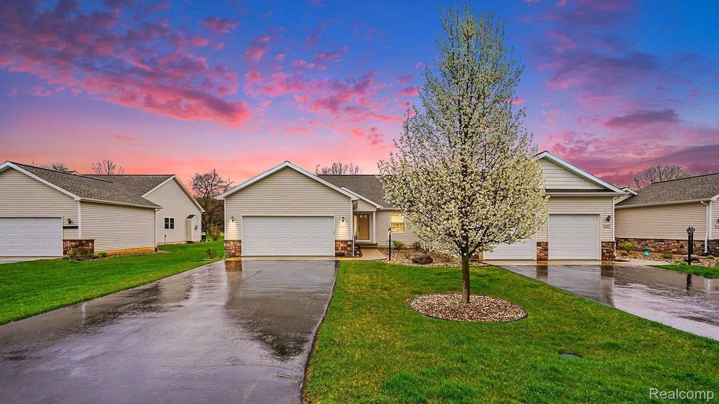 4013 Eastbridge Circle Road, Stockbridge