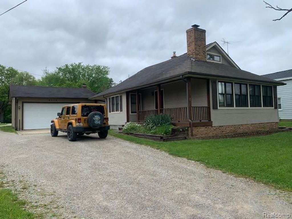6378 Gale Road, Atlas