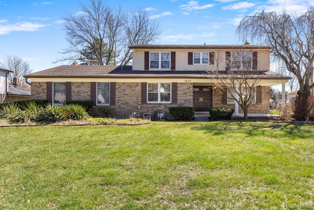 1613 Caliper Drive, Troy city