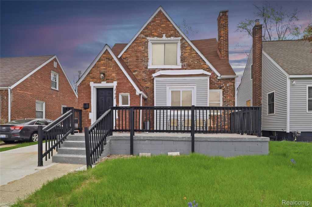 21412 Reimanville Avenue, Ferndale