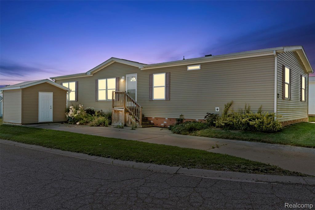 3544 Midsummer Lane, Northville