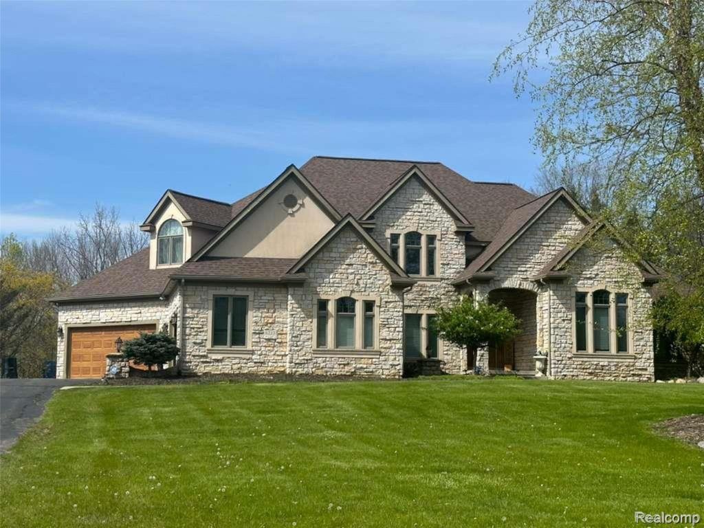 6223 Canter Creek Trail, Grand Blanc charter township
