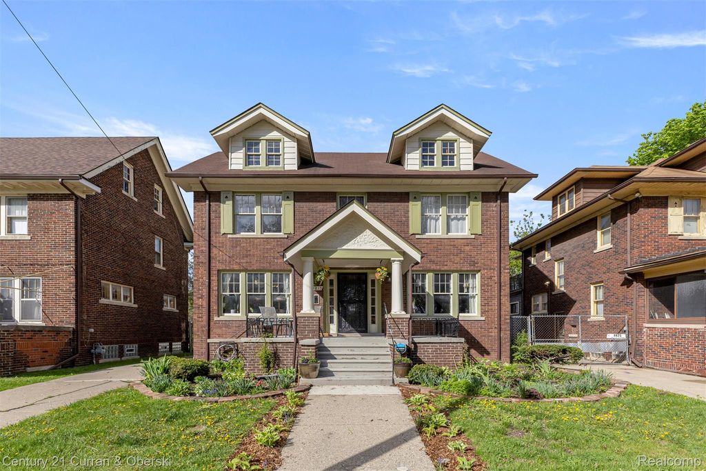 4815 Iroquois Street, Detroit city