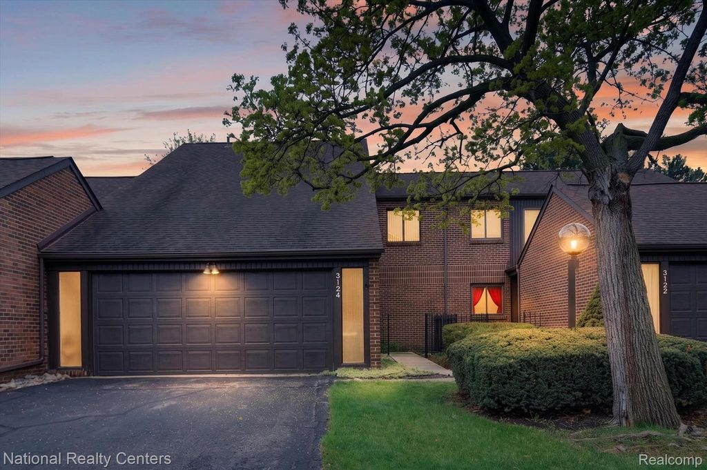 3124 Lindenwood Drive, Dearborn
