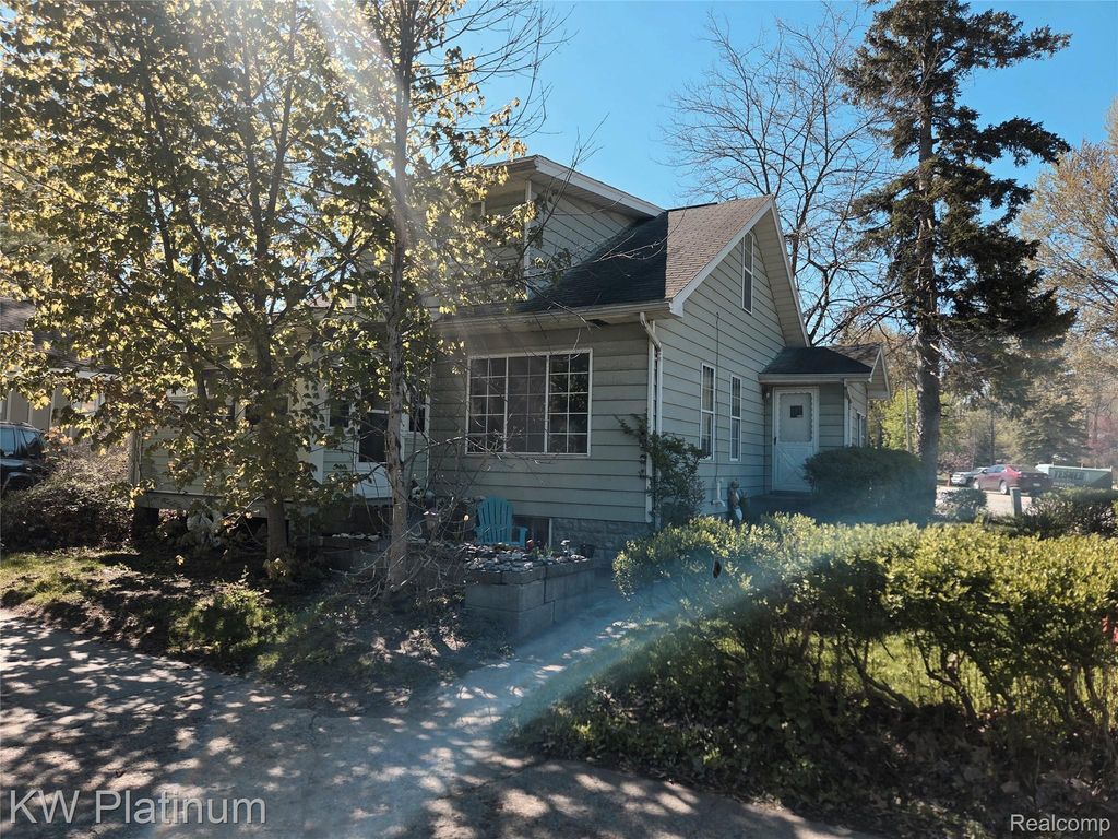 2685 Rialto Court, Fort Gratiot charter township