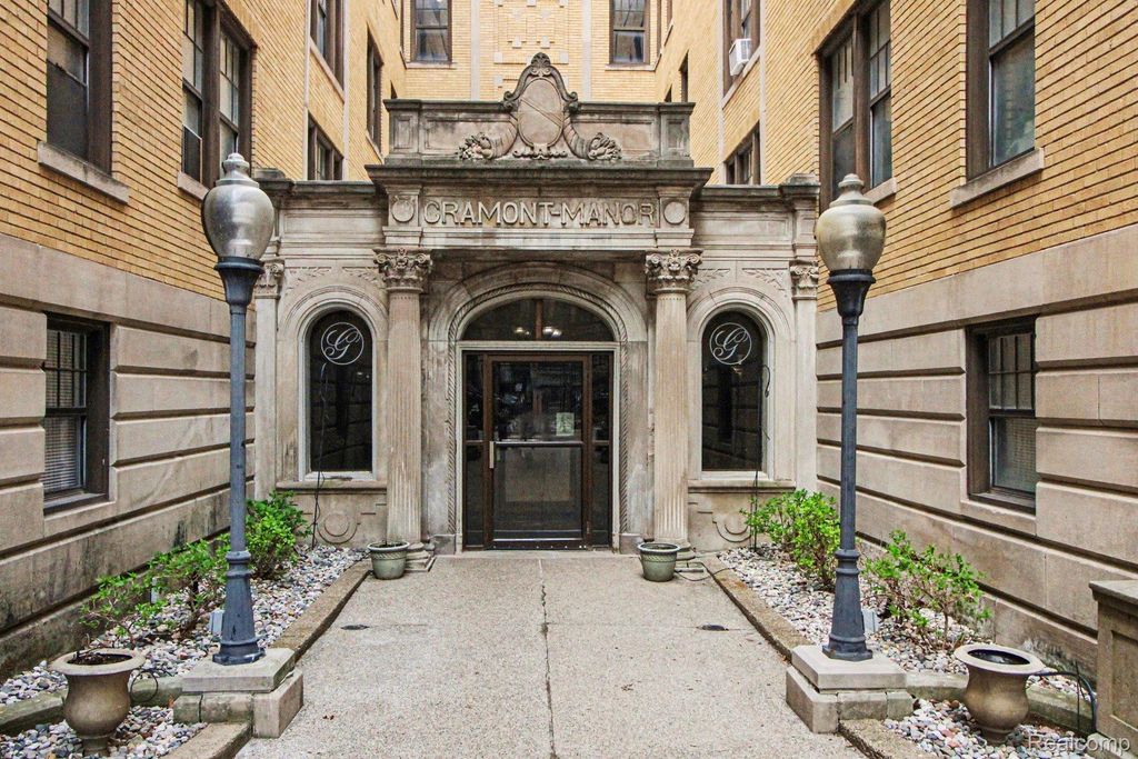 120 Seward Street 107, Detroit