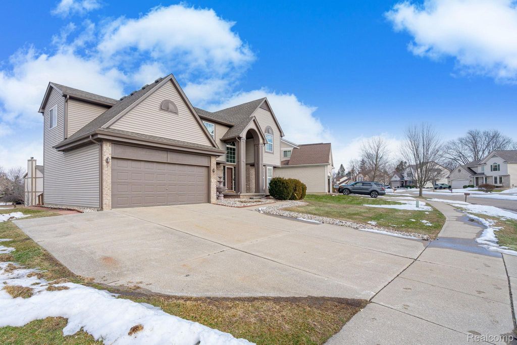 8406 Sherwood Drive, Grand Blanc charter township