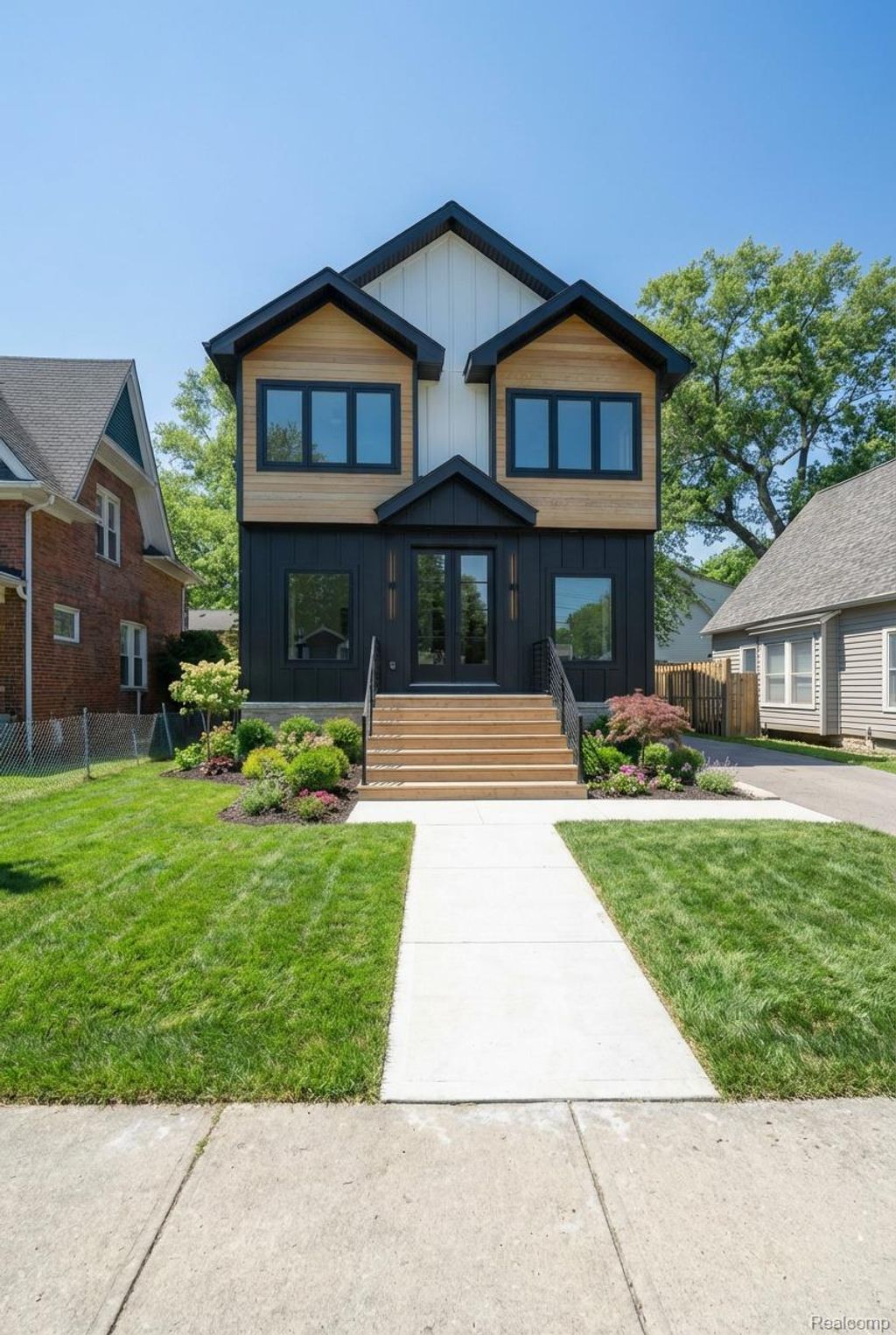 205 Pine Street, Rochester city