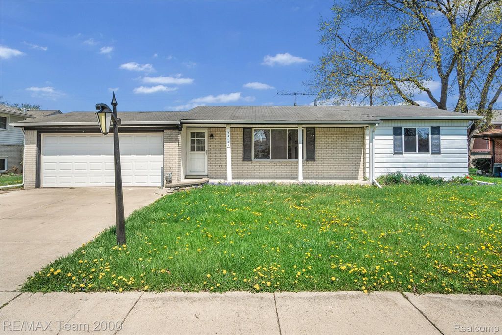 23611 Aviva Street, Clinton charter township