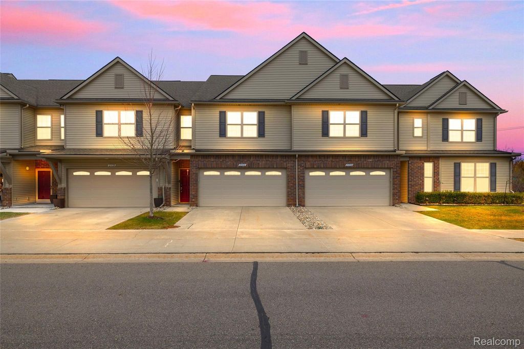 23116 Clarewood Street, Macomb township