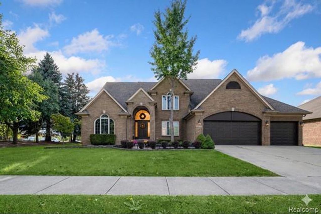 45021 Riverwoods Drive, Macomb township