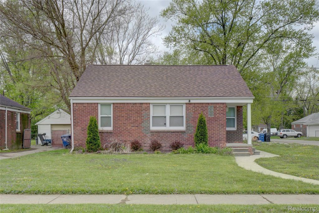 16661 Five Points Street, Redford charter township