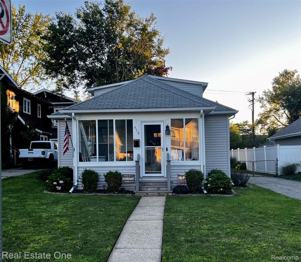 415 Taylor Avenue, Rochester city