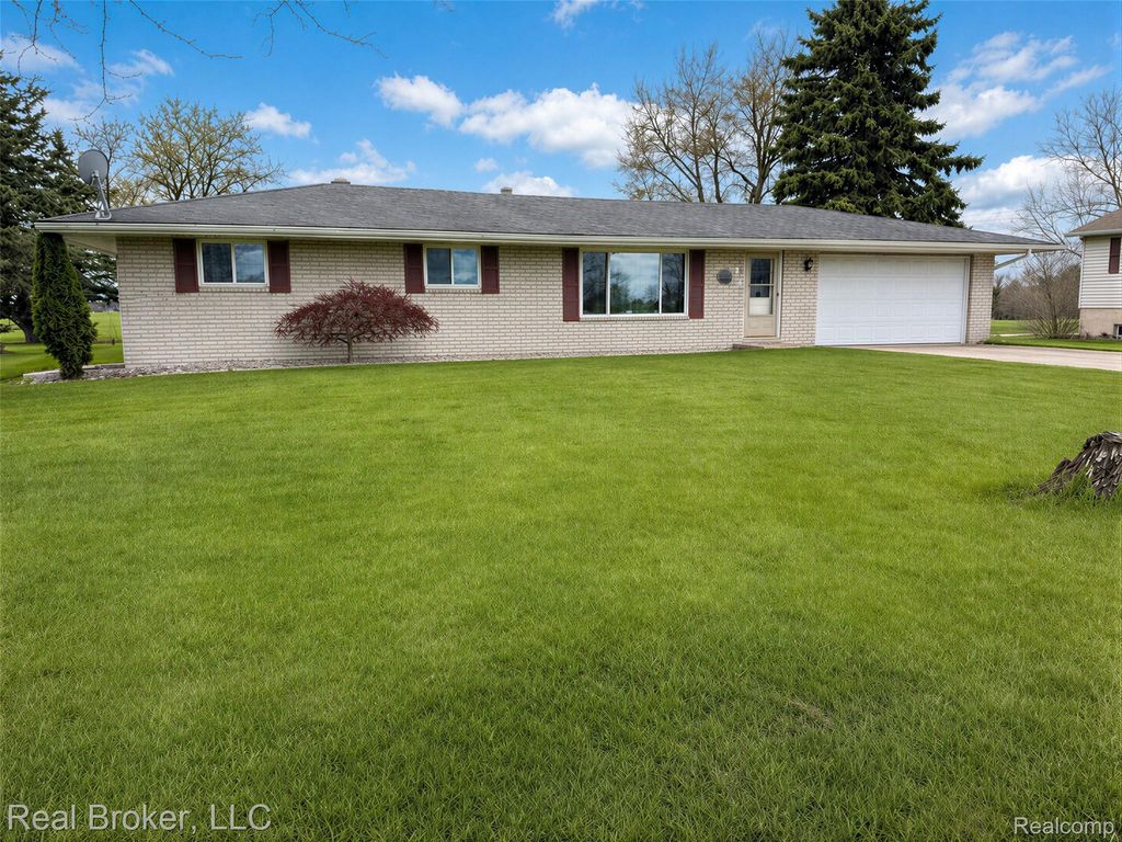 3412 S Reese Road, Frankenmuth city