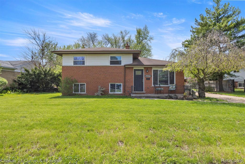 27095 Colgate Street, Inkster city