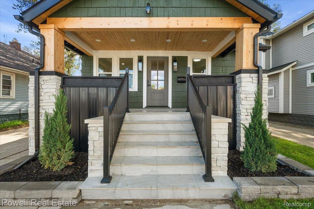 121 S Edison Avenue, Royal Oak city
