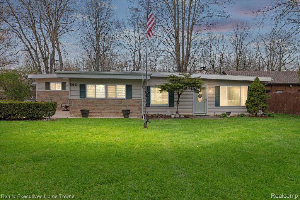 3368 Clyde Drive, Burtchville township