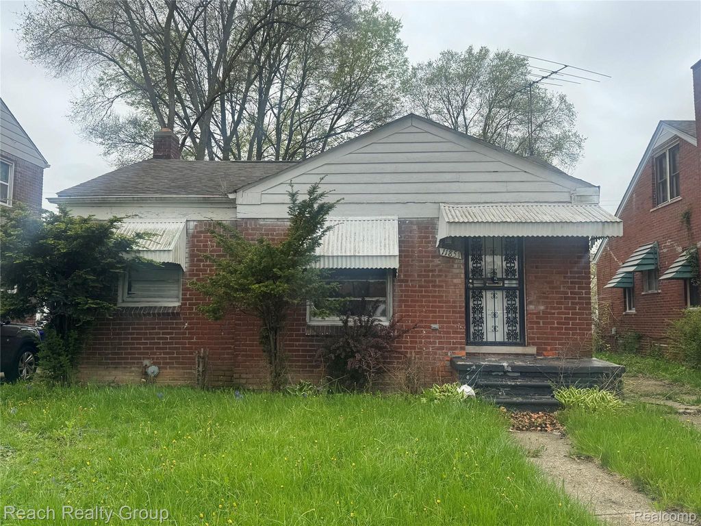 11851 Lakepointe Street, Detroit