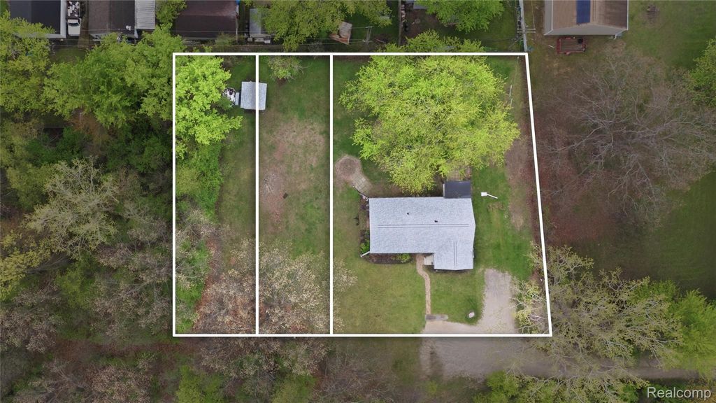 20052 Pine Street, Brownstown charter township